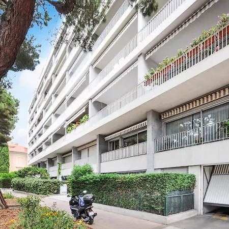 2 Bedroom Stunning In Menton