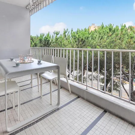 2 Bedroom Stunning In Appartement *