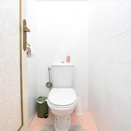 2 Bedroom Stunning In